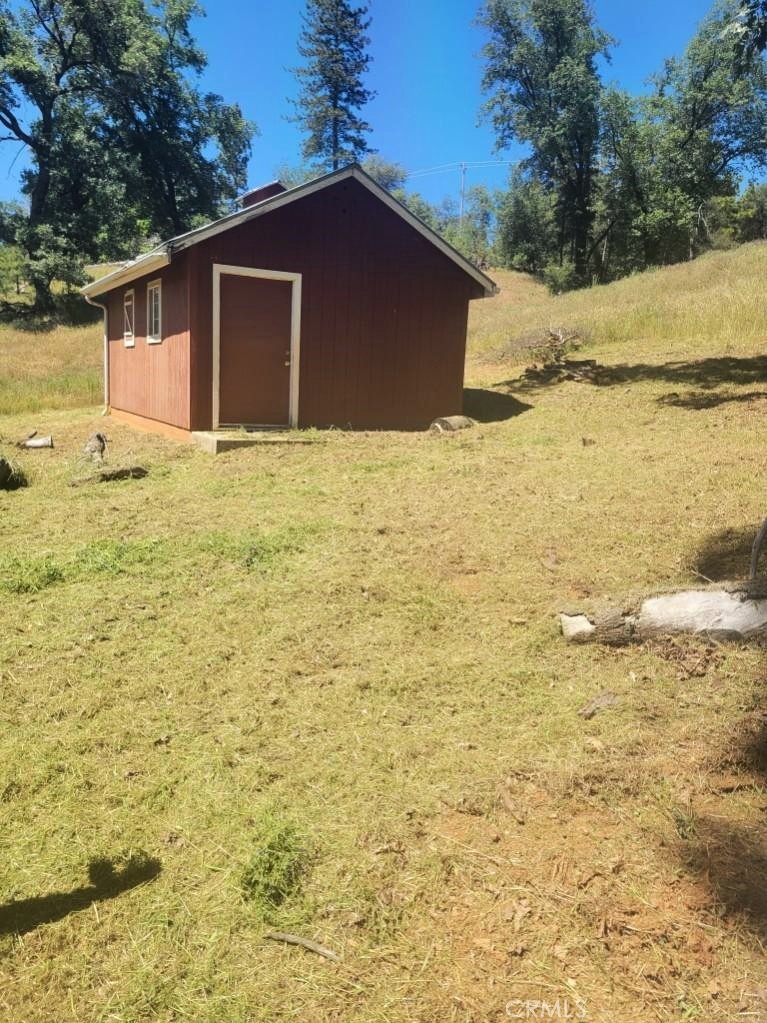 main property photo 40
