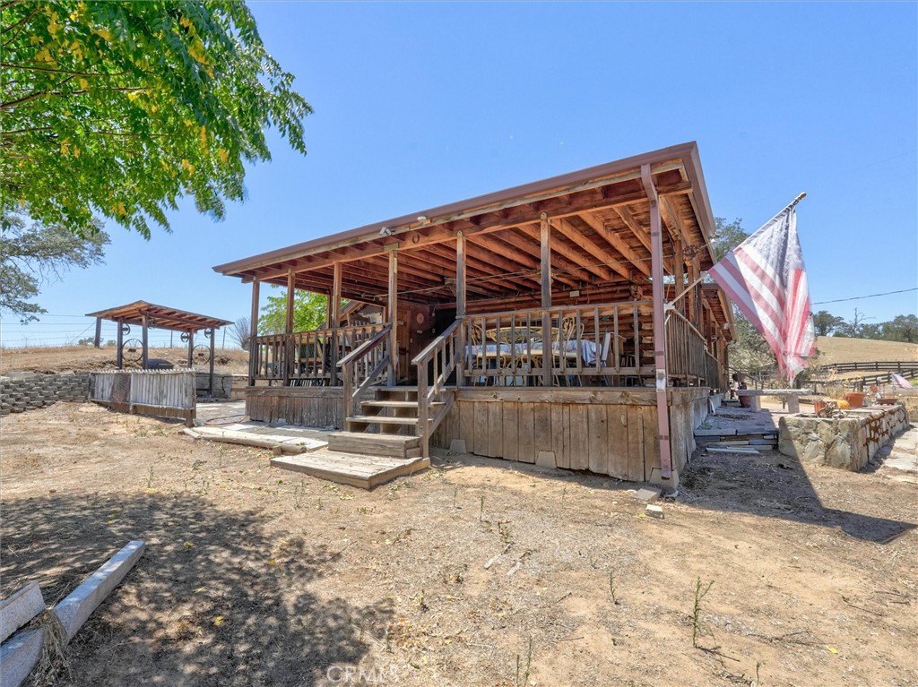 main property photo 30