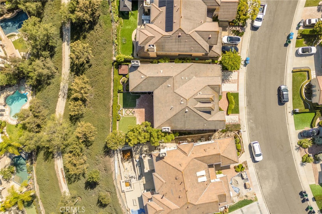 main property photo 74
