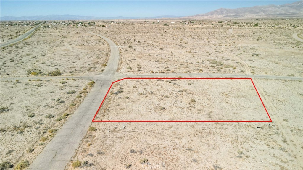 main property photo 4