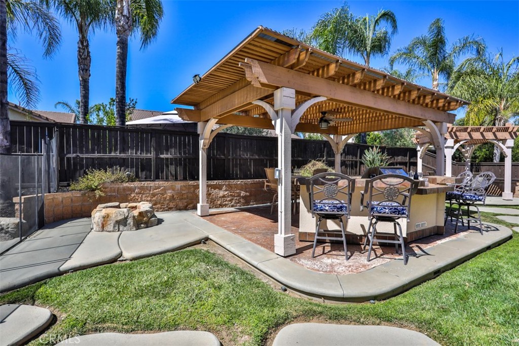 main property photo 50