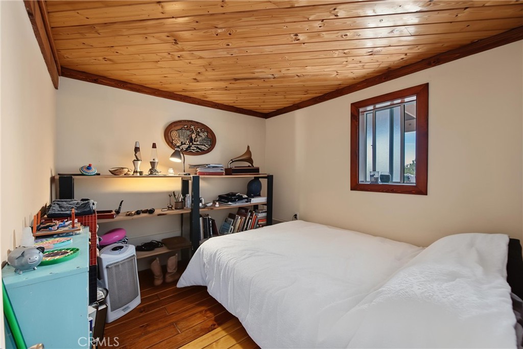 main property photo 44