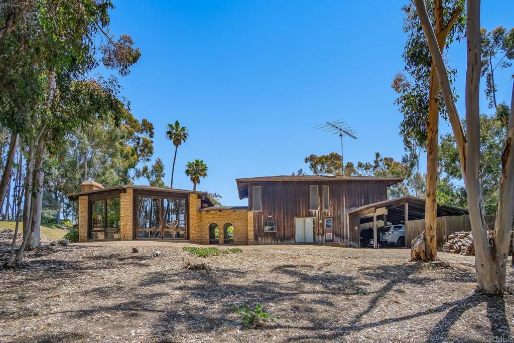 main property photo 12