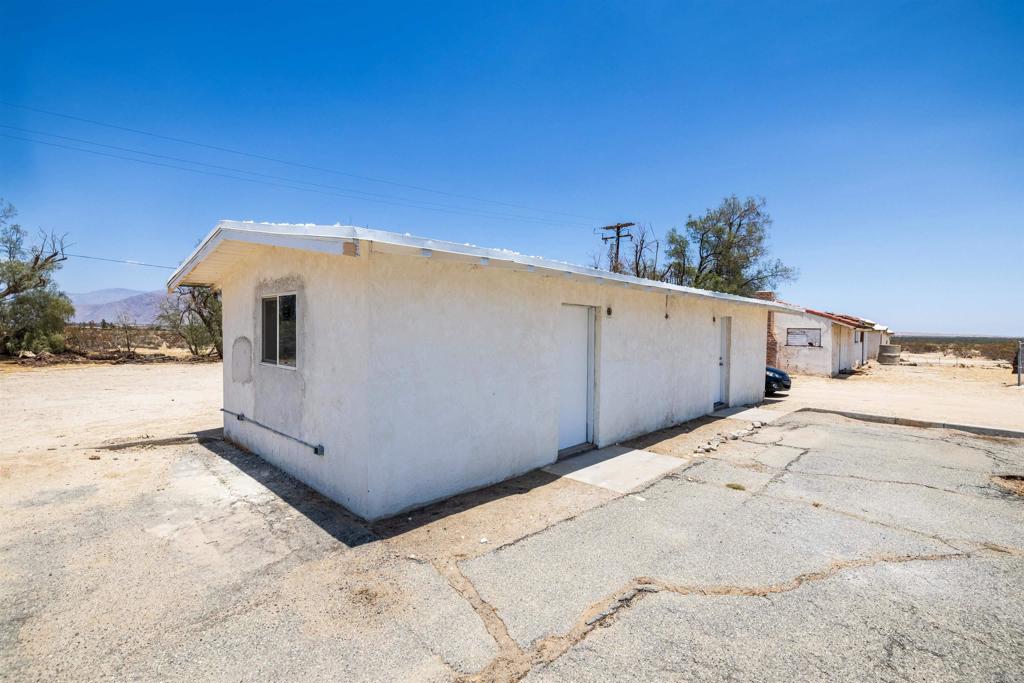 main property photo 40