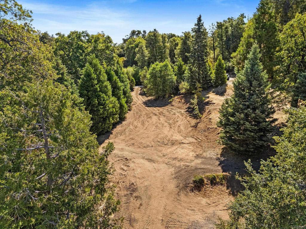 main property photo 10