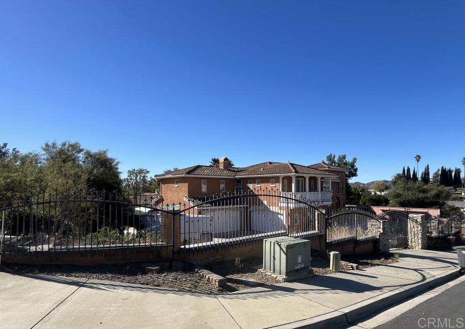 main property photo 5