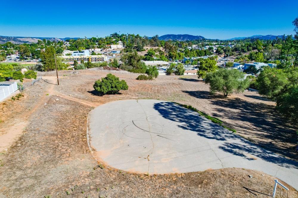 main property photo 18