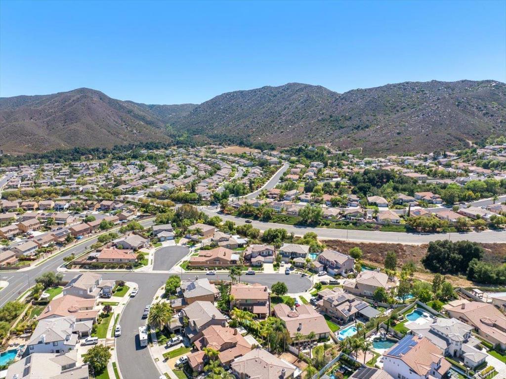 main property photo 27