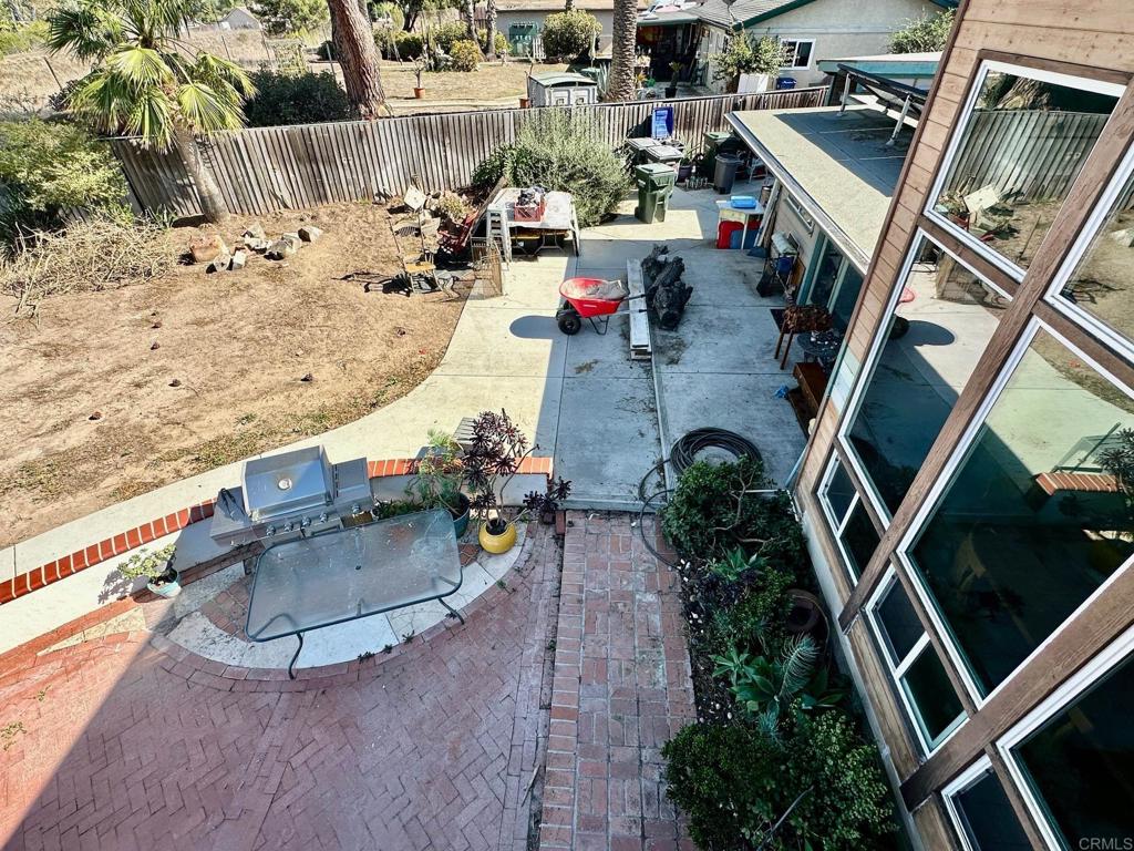 main property photo 45