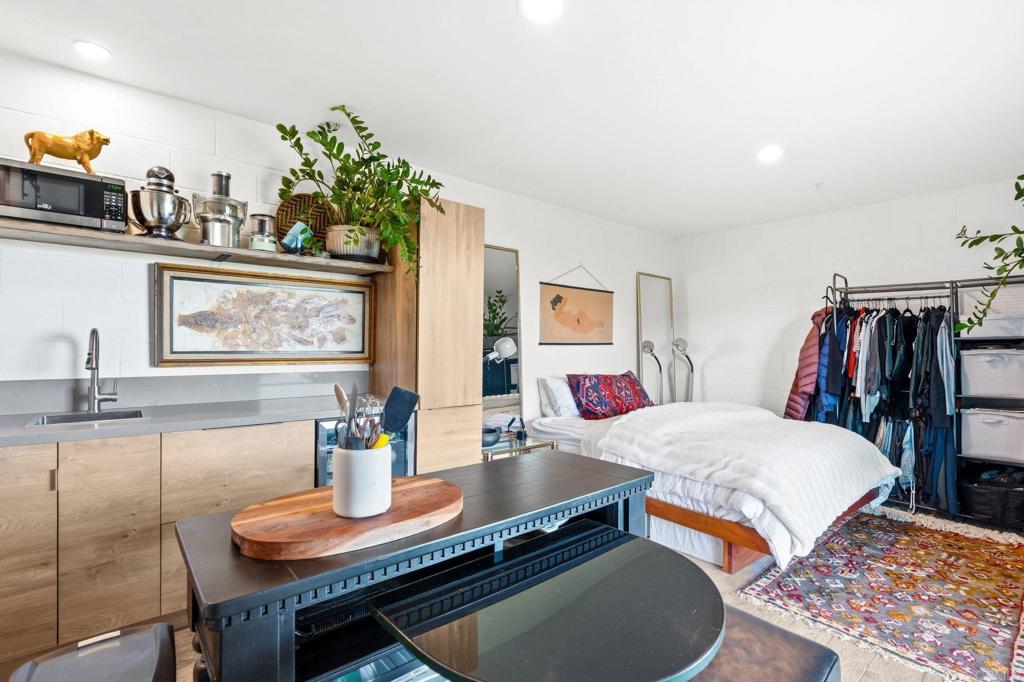 main property photo 69