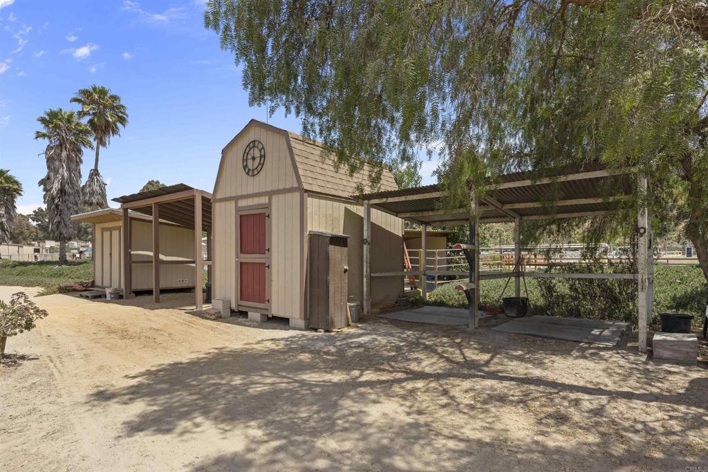 main property photo 18