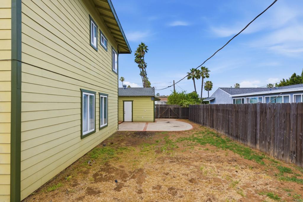 main property photo 40