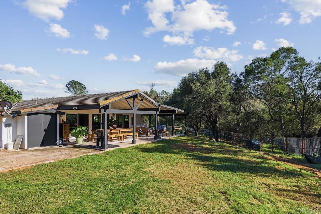 main property photo 50