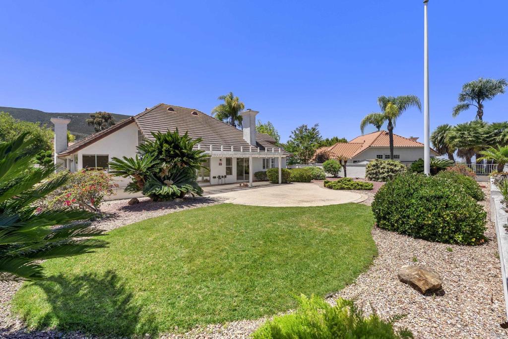 main property photo 3