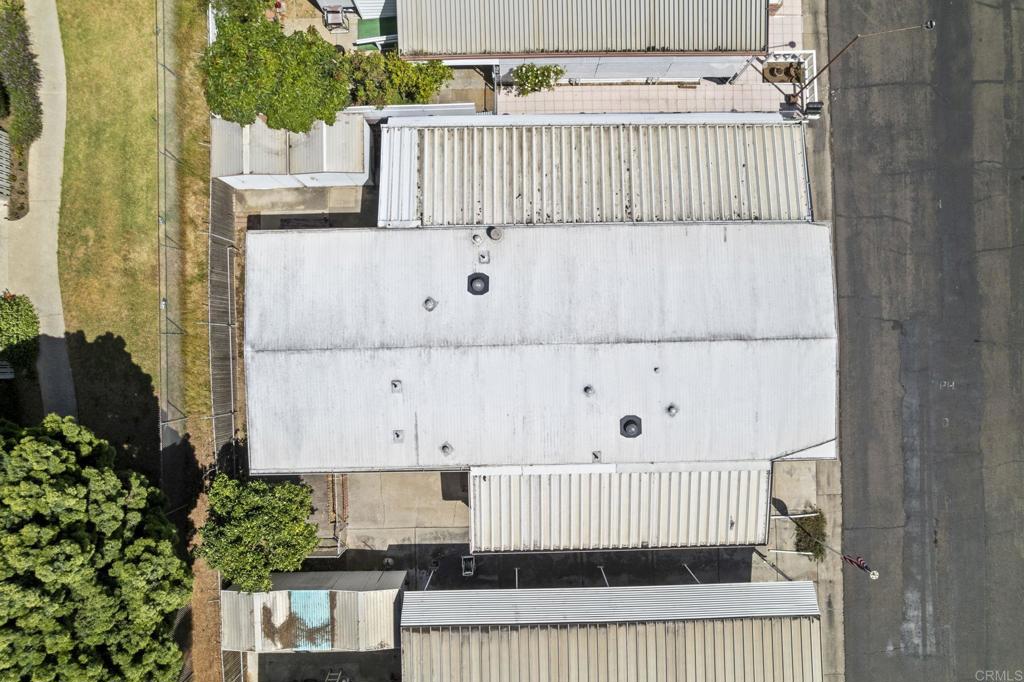 main property photo 37
