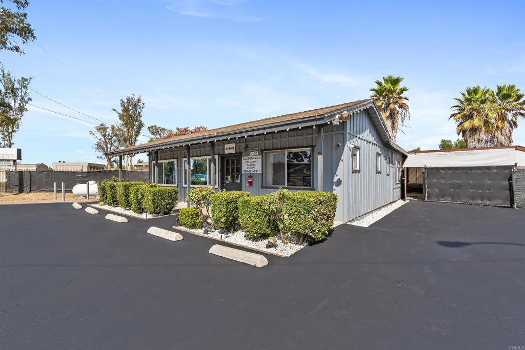 main property photo 46