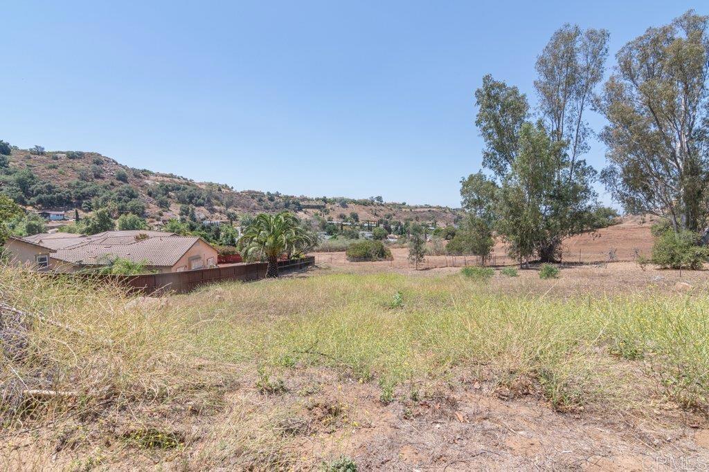 main property photo 22