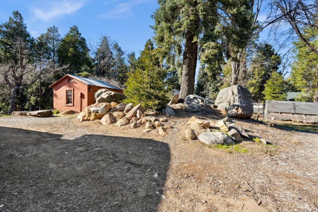 main property photo 50
