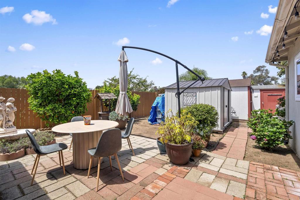 main property photo 51