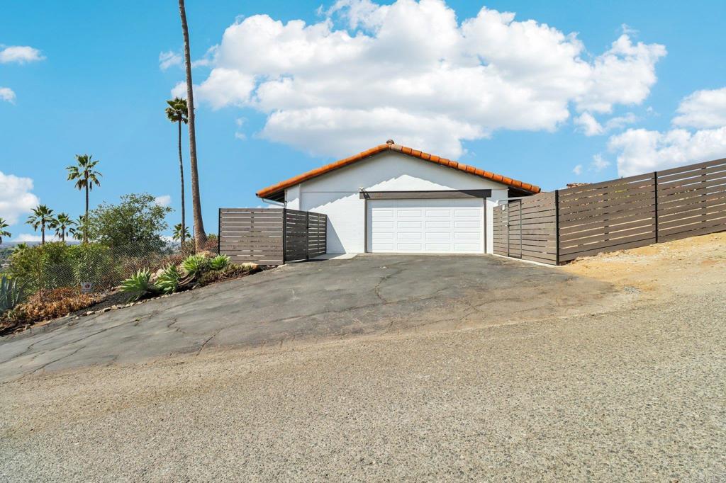 main property photo 68