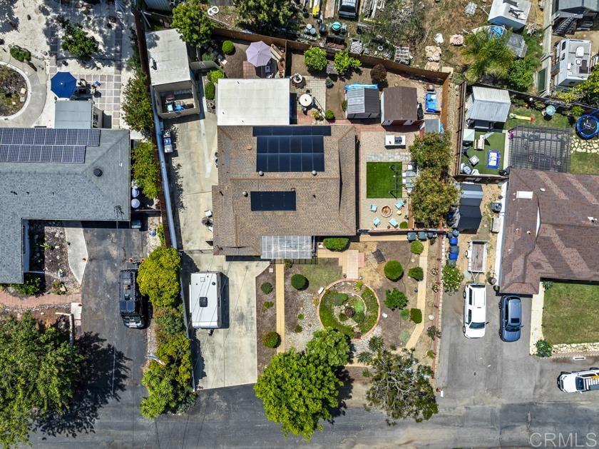main property photo 40