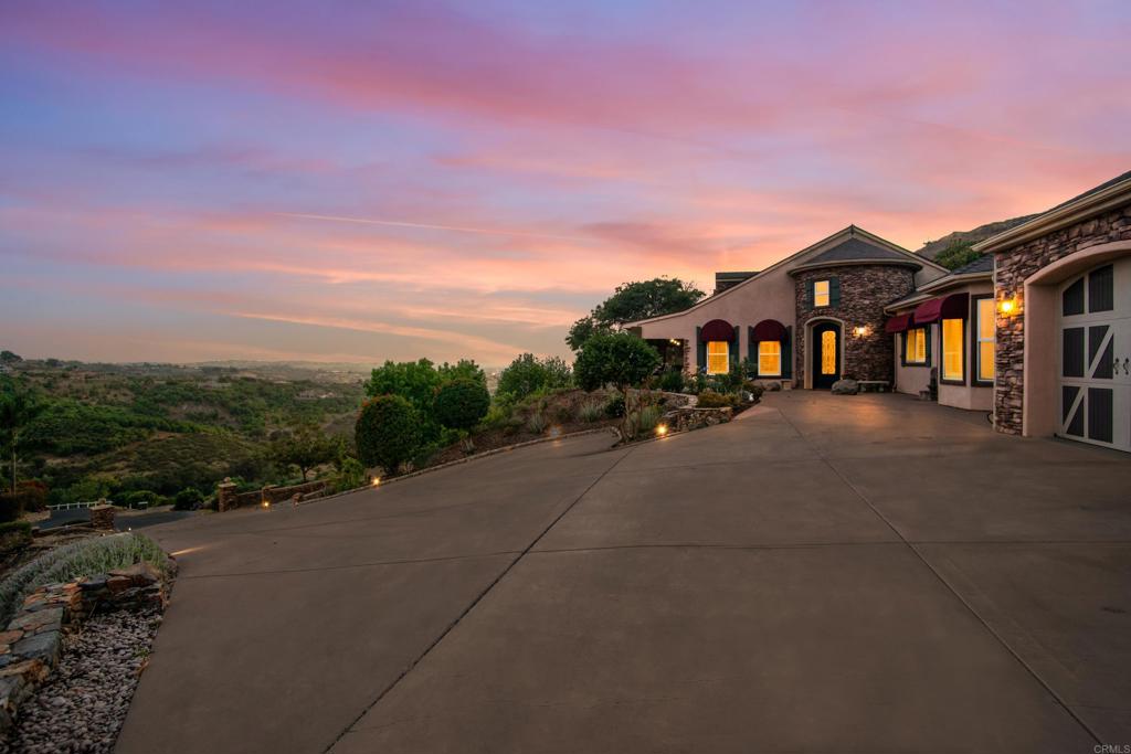 main property photo 11