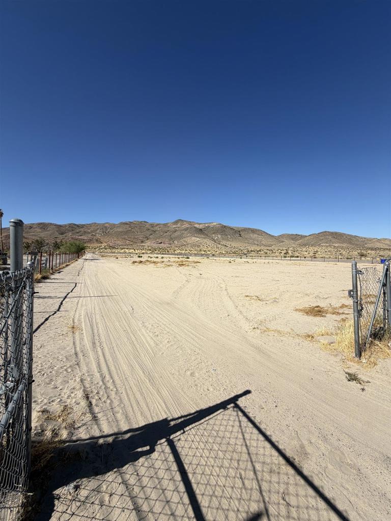 main property photo 9