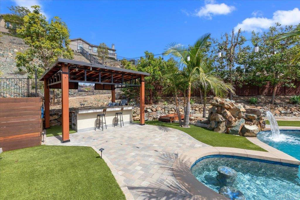 main property photo 45