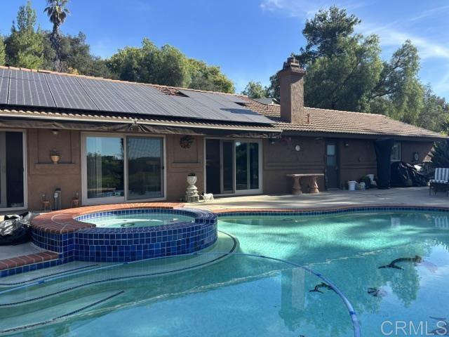 main property photo 8