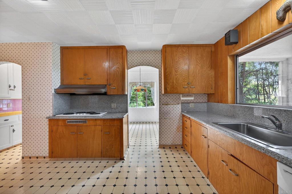 main property photo 64