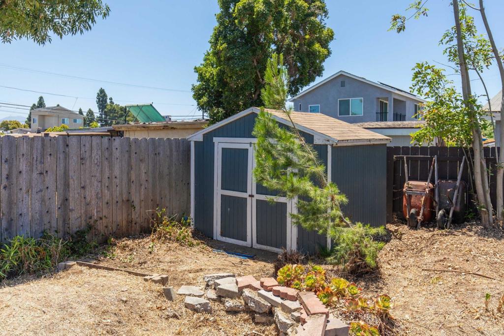 main property photo 41