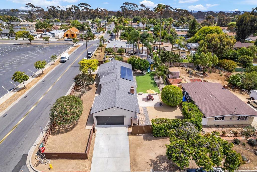 main property photo 41