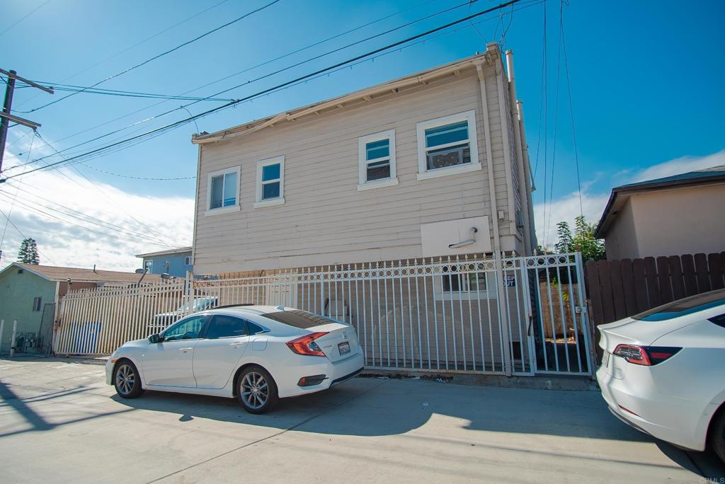 main property photo 16