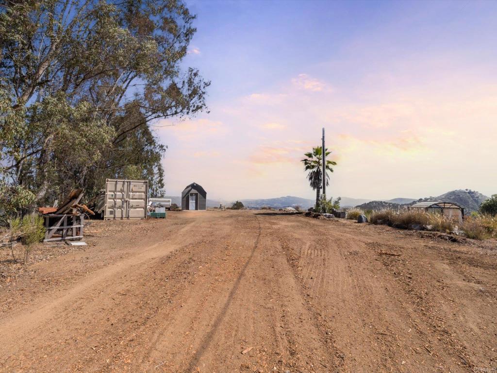 main property photo 17