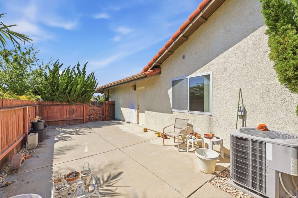 main property photo 33