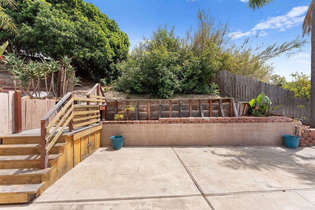 main property photo 43