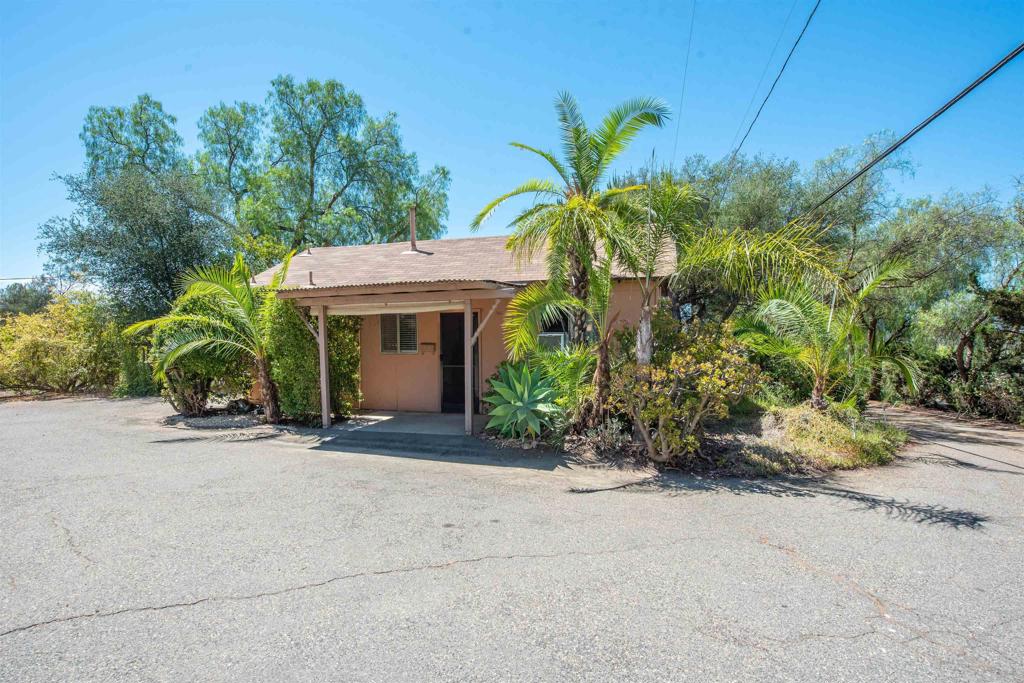 main property photo 34
