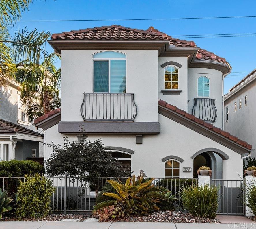 main property photo 32