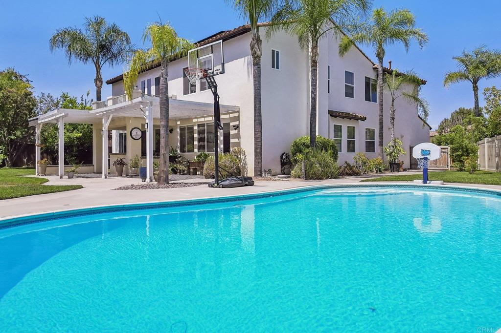 main property photo 9
