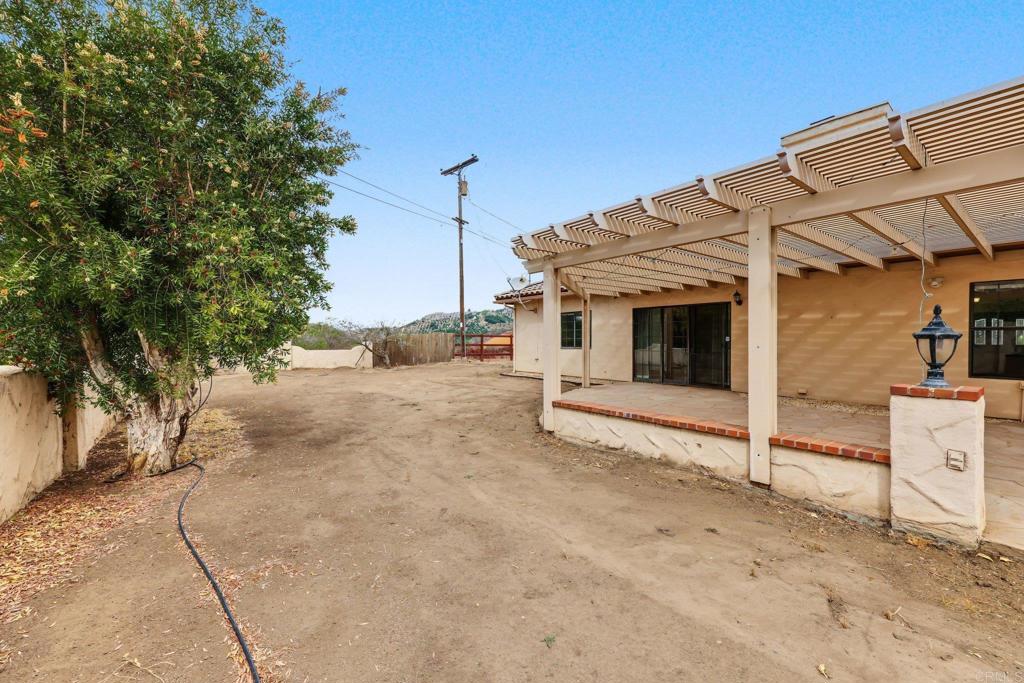 main property photo 41