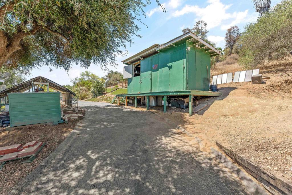 main property photo 46