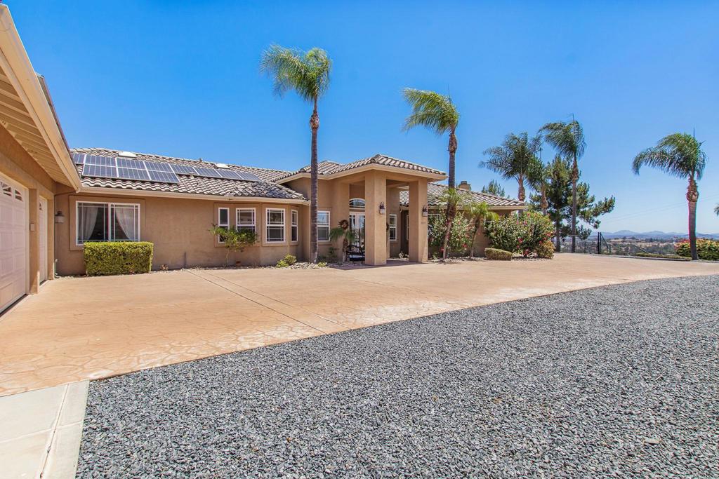main property photo 10