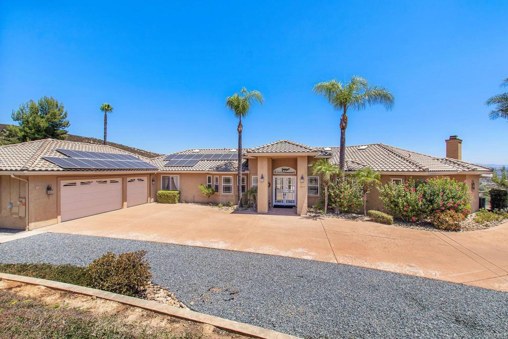 main property photo 7