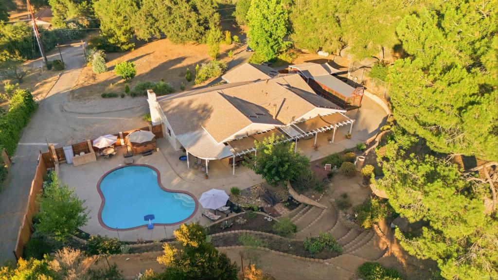 main property photo 60