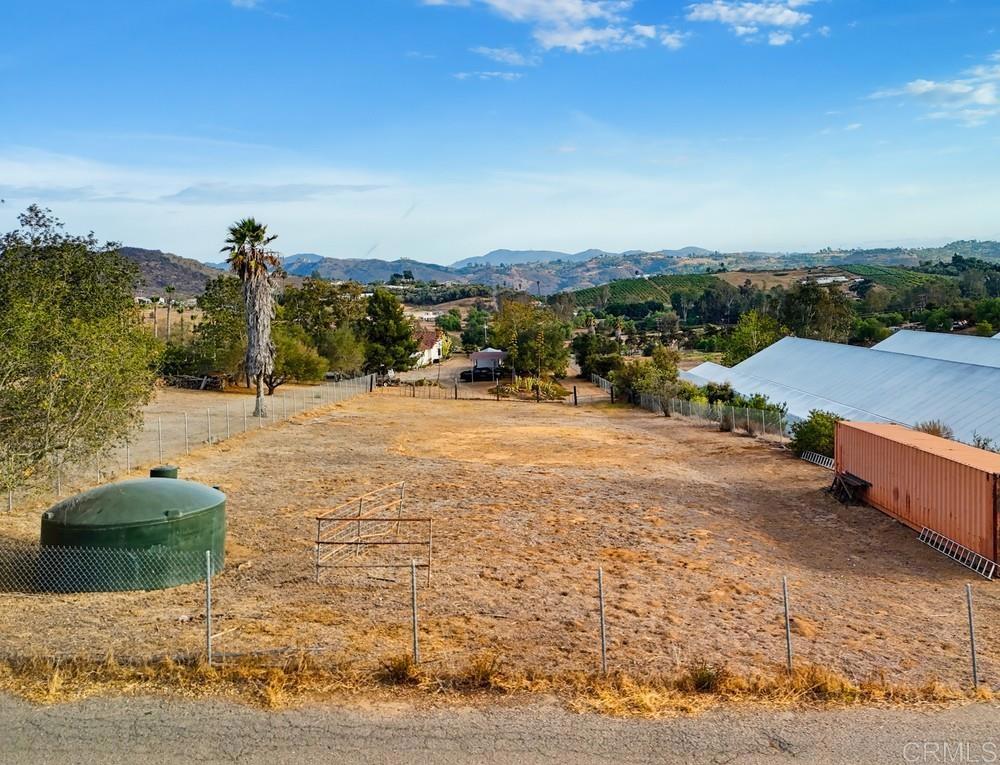 main property photo 41