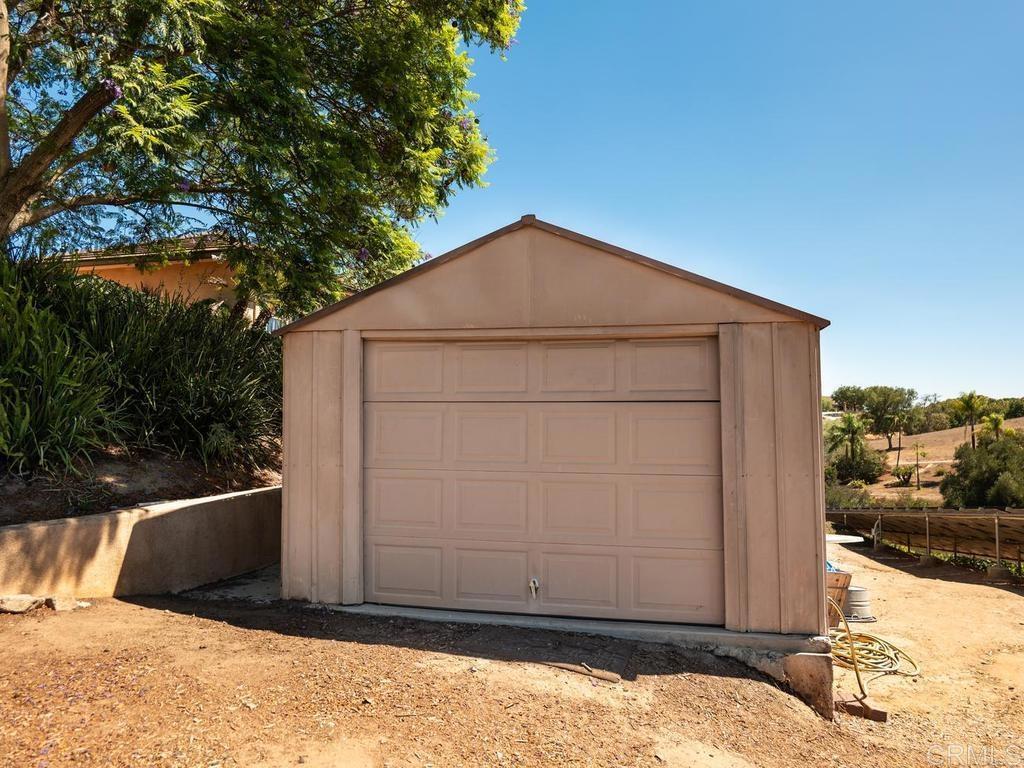 main property photo 49