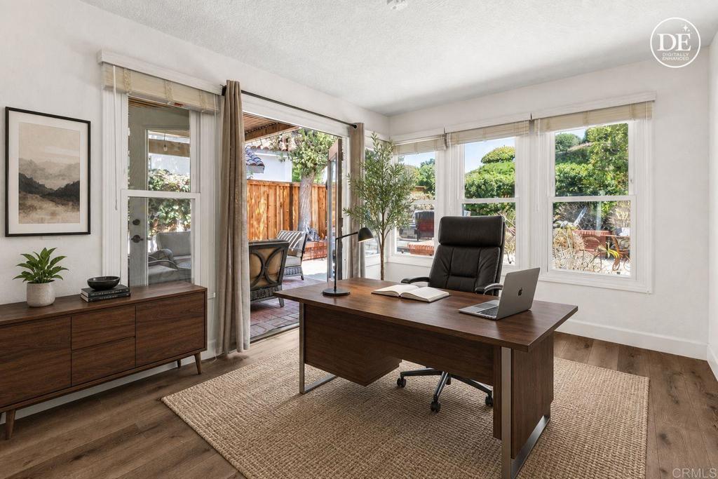 main property photo 14
