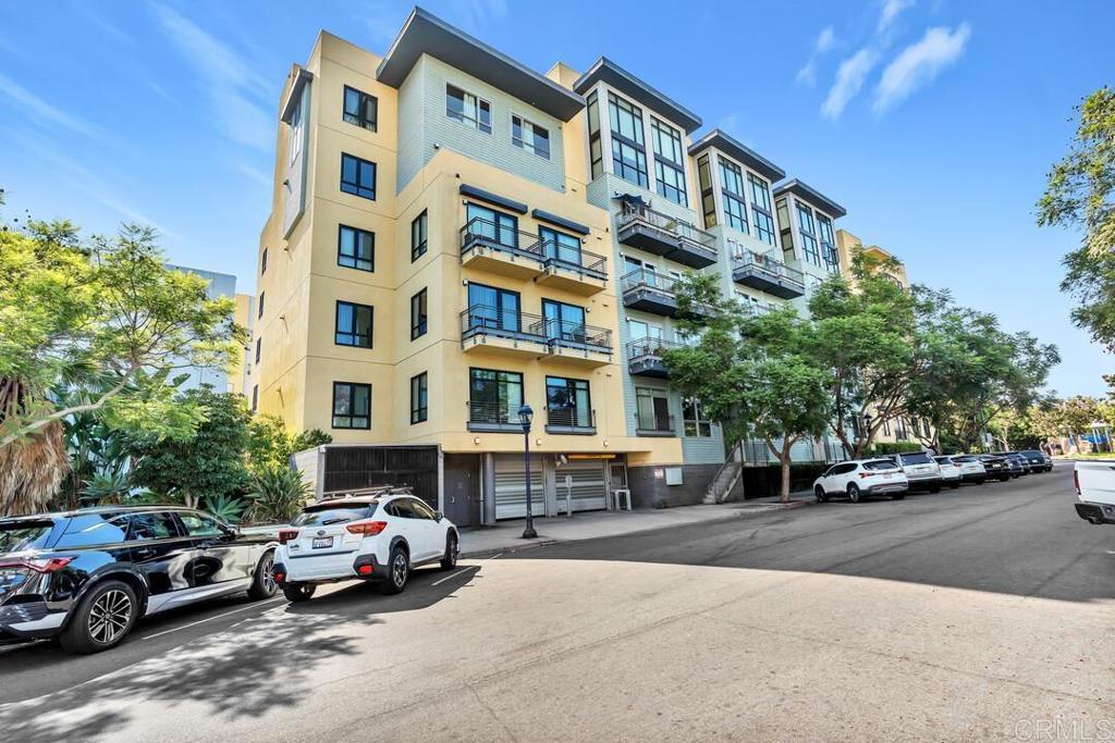 main property photo 16