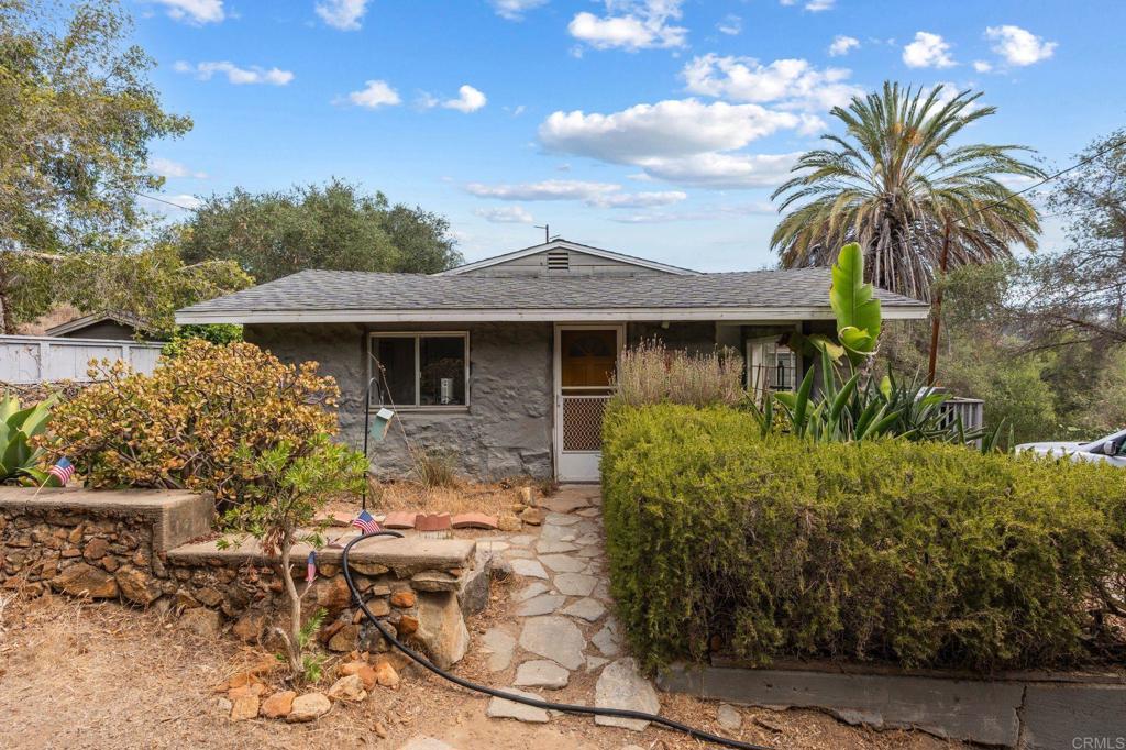 main property photo 5