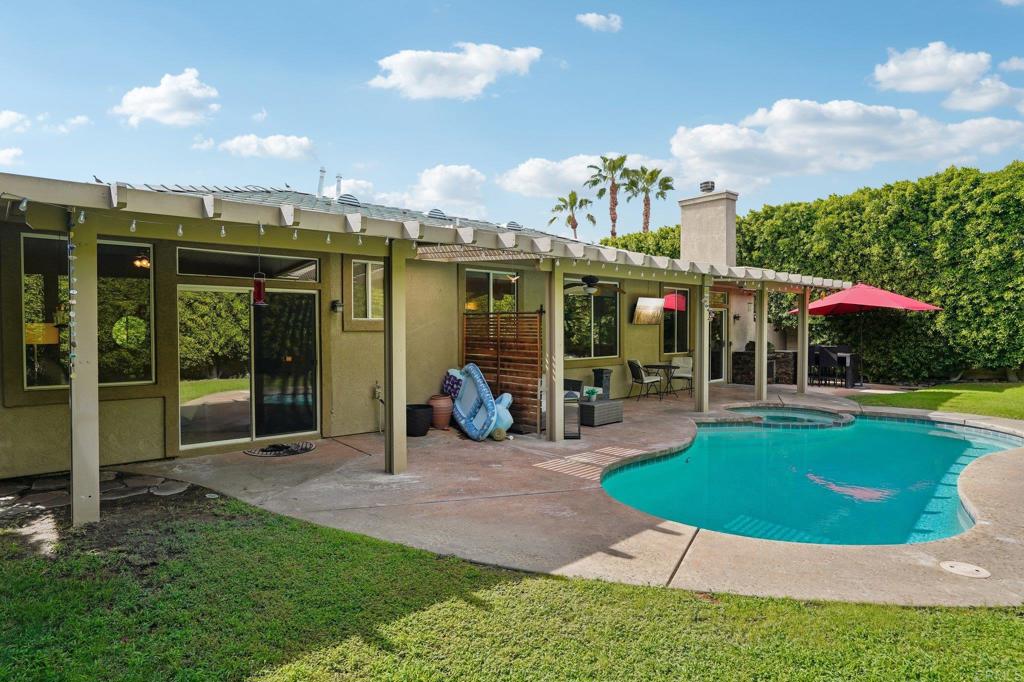 main property photo 41